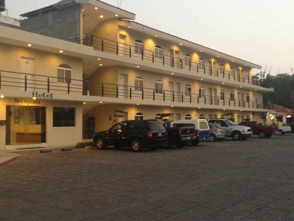 Hotel Real Posada Manzanillo Exterior foto